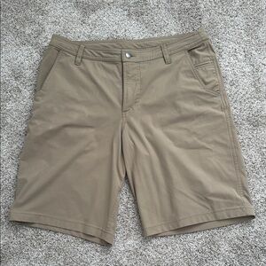 Men's Lululemon Tan Shorts. Size 36.